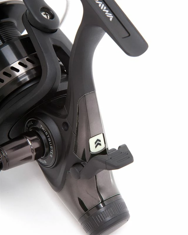 Brand new ✨ Daiwa Emcast BR 3500A - Baitrunner/freespin reels ✔️ 2 Brand new ✨ Daiwa Emcast BR 3500A - Baitrunner/freespin reels ✔️ - Image 2